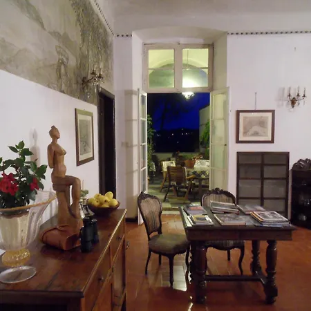 Ducci 1705 Bed & Breakfast *